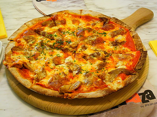 牛肝菌水牛芝士全麥薄餅